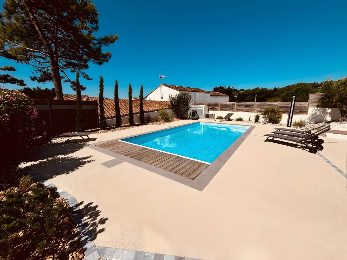 115 M² Villa ∙ 4 Bedrooms ∙ 9 Guests - La Tranche-sur-Mer