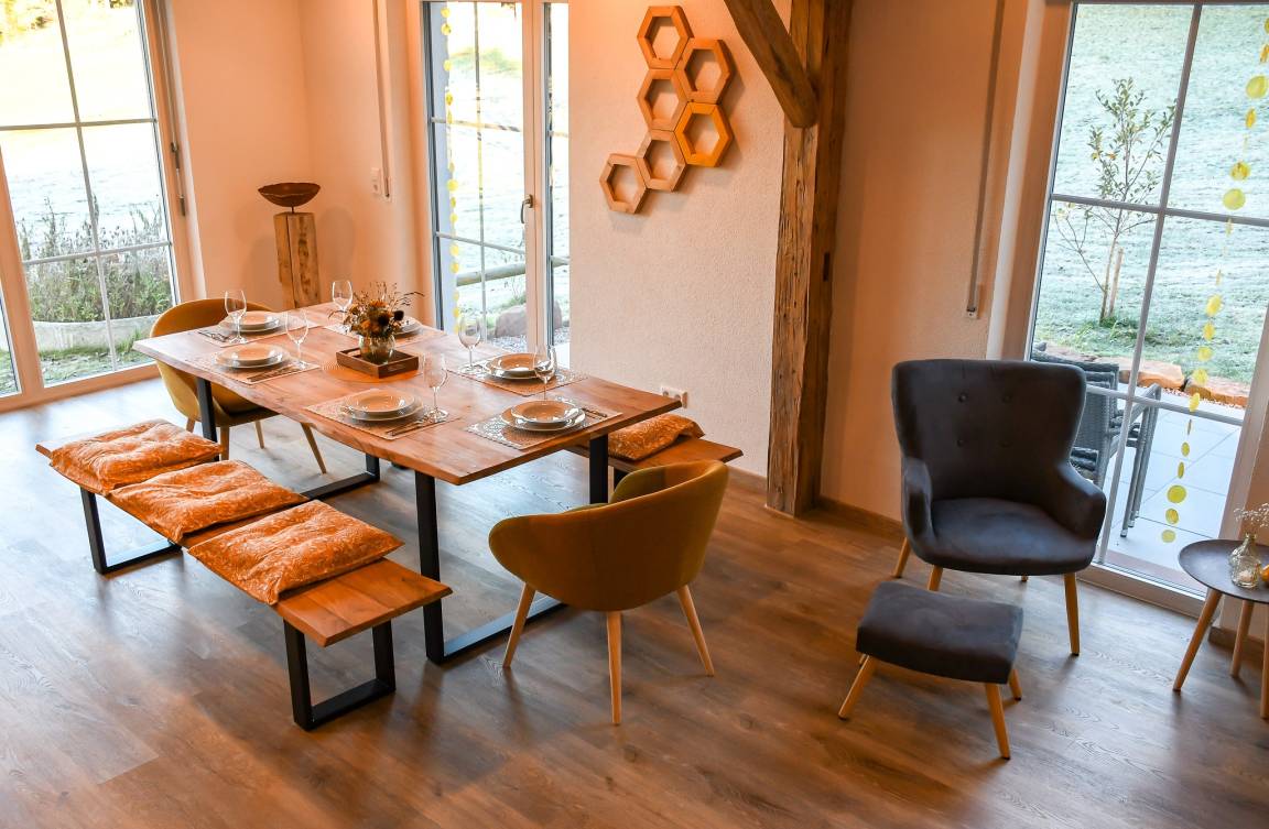 77 M² Ferienwohnung ∙ 2 Schlafzimmer ∙ 6 Gäste - Wolfach