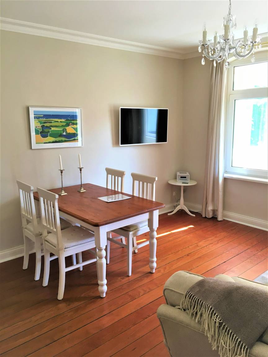 95 m² Ferienwohnung ∙ 2 Schlafzimmer ∙ 4 Gäste – Bild 5