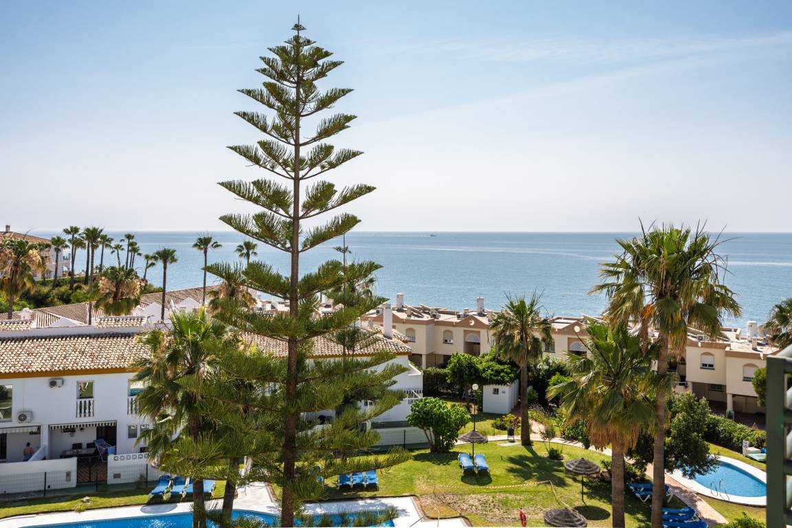 57 M² Apartment ∙ 1 Bedroom ∙ 4 Guests - Fuengirola