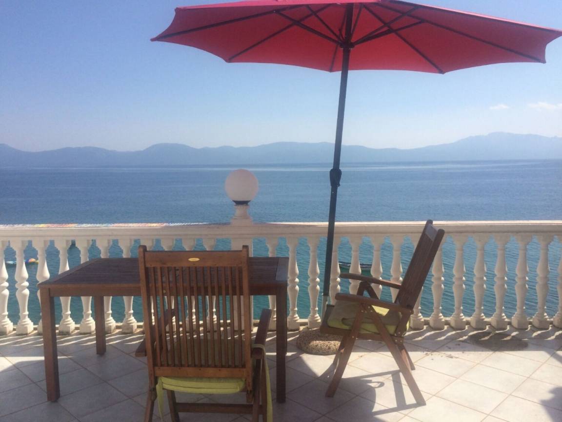 63 M² Apartment ∙ 2 Bedrooms ∙ 4 Guests - Drvenik