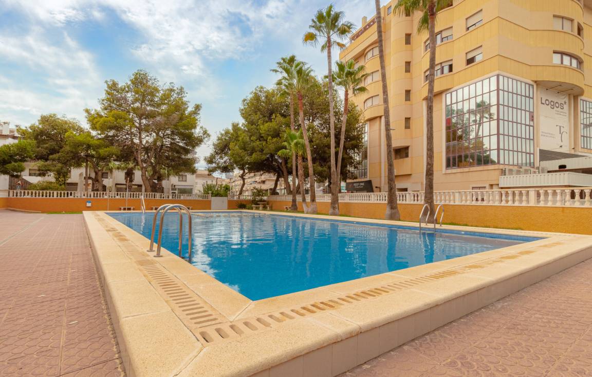 75 M² Apartamento ∙ 2 Habitaciones ∙ 4 Huéspedes - San Miguel de Salinas