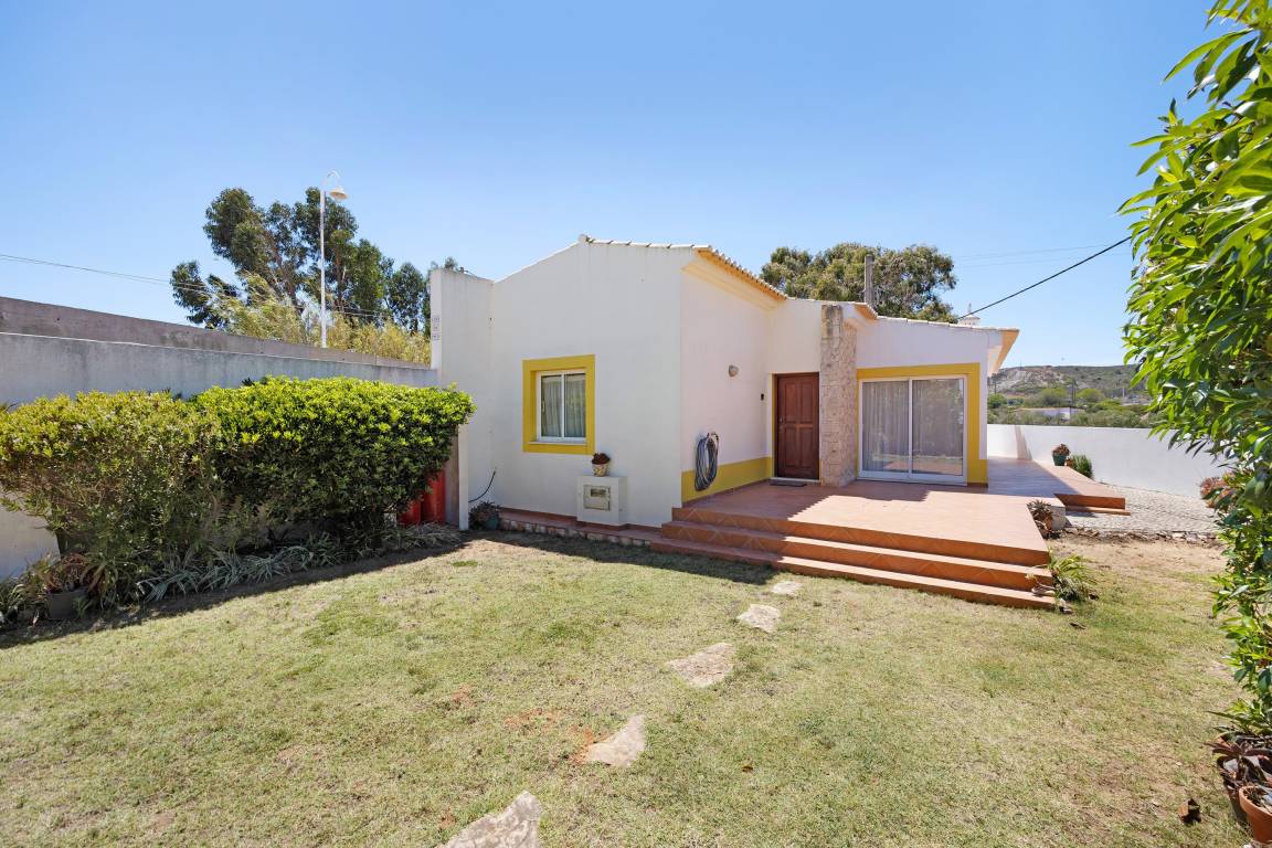 90 M² Villa ∙ 2 Bedrooms ∙ 6 Guests - Sagres