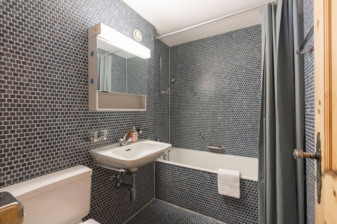 96 m² Ferienwohnung ∙ 1 Schlafzimmer ∙ 4 Gäste – Bild 6
