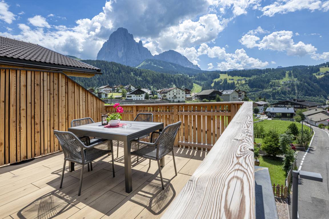 80 M² Appartamento Vacanza ∙ 2 Camere Da Letto ∙ 4 Ospiti - Val Gardena