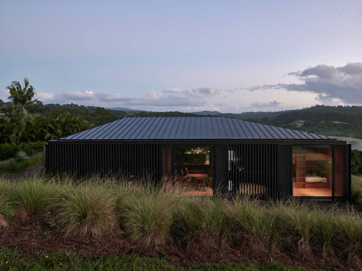 300 M² House ∙ 3 Bedrooms ∙ 6 Guests - Bangalow