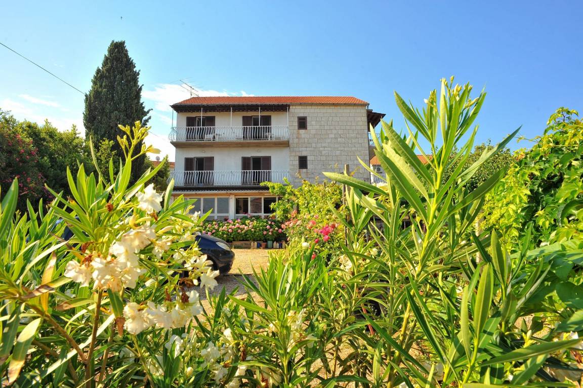 50 M² Apartment ∙ 2 Bedrooms ∙ 5 Guests - Sutivan