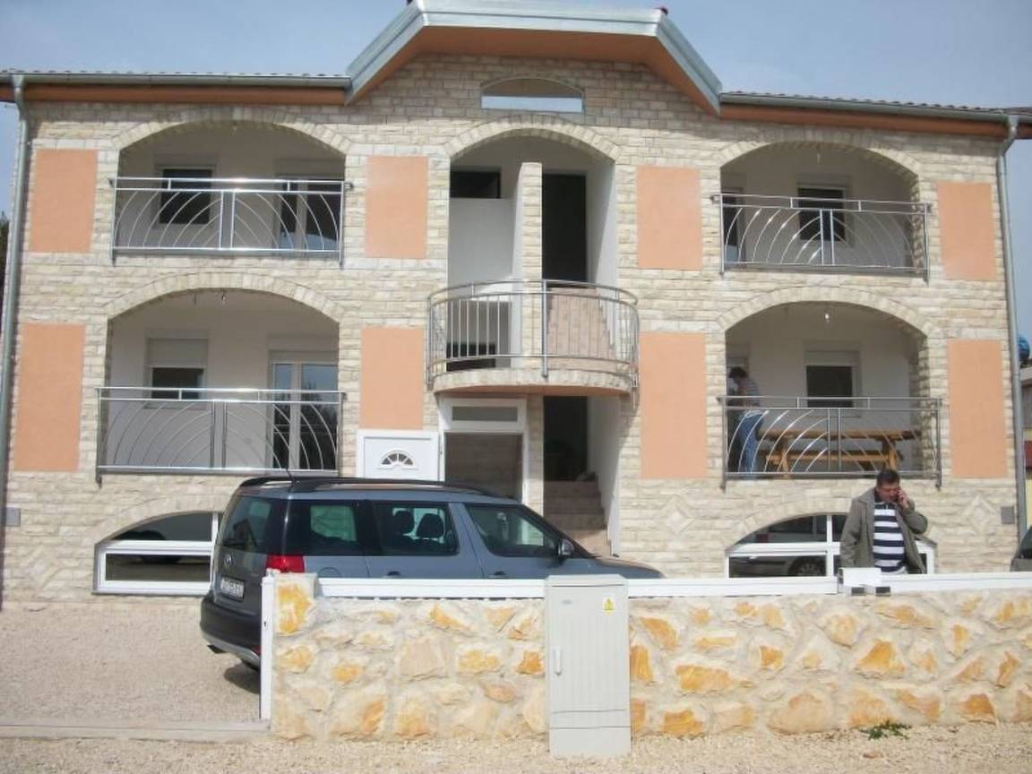 70 M² Apartamento ∙ 2 Habitaciones ∙ 4 Huéspedes - Vir