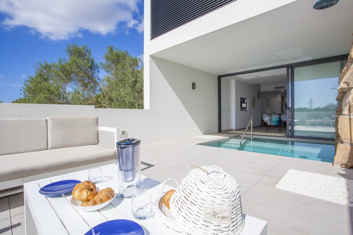 140 M² Villa ∙ 2 Bedrooms ∙ 4 Guests - Cala Millor