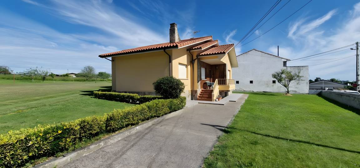 175 M² House ∙ 4 Bedrooms ∙ 7 Guests - Cudillero