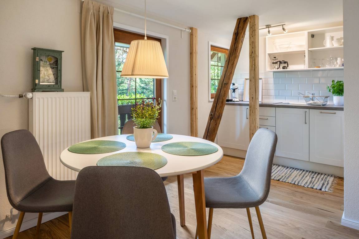 36 M² Ferienwohnung ∙ 1 Schlafzimmer ∙ 2 Gäste - Titisee-Neustadt