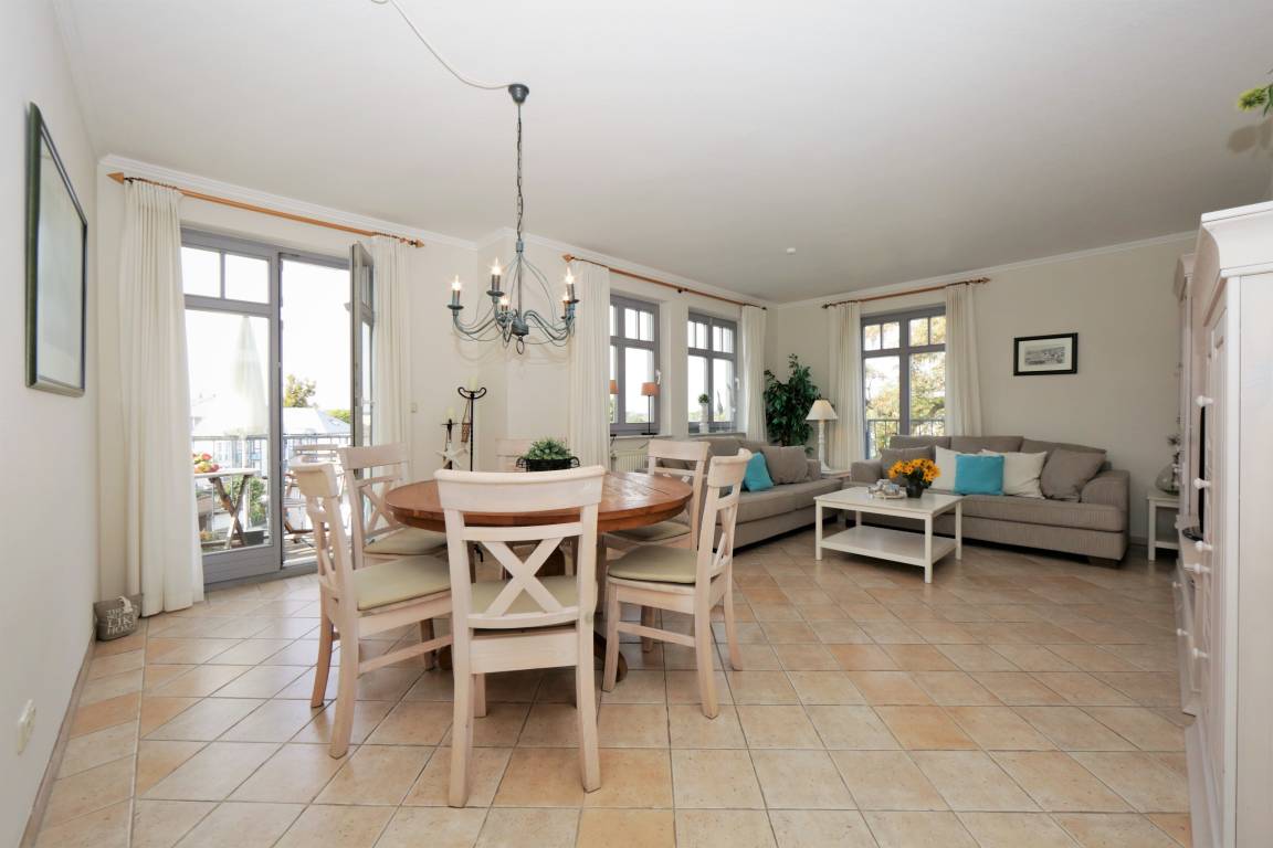 77 m² Ferienwohnung ∙ 2 Schlafzimmer ∙ 4 Gäste – Bild 6