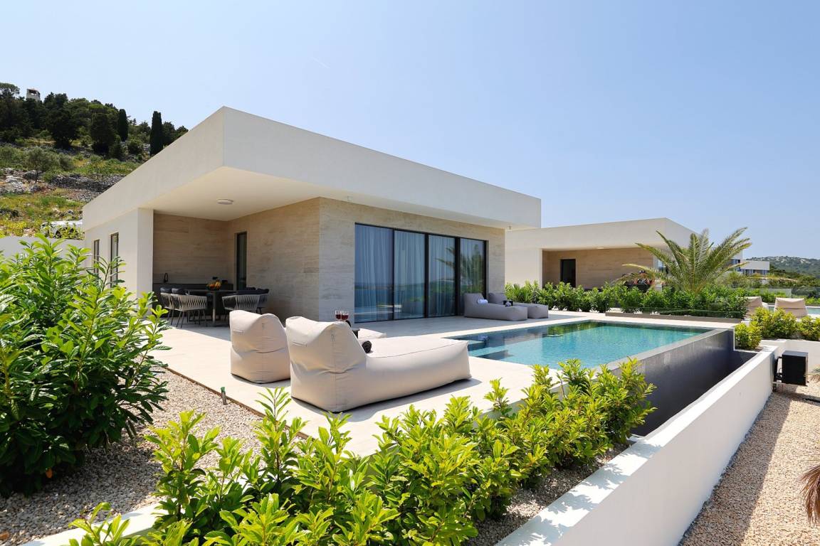110 M² Villa ∙ 3 Schlafzimmer ∙ 6 Gäste - Murter