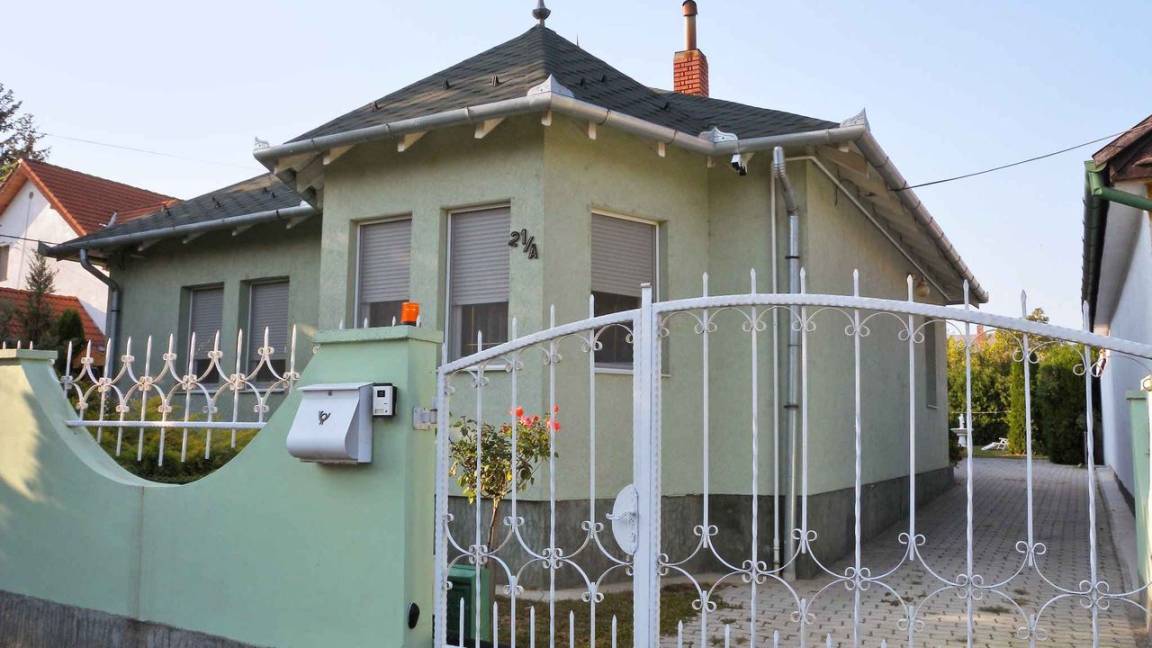 60 M² House ∙ 2 Bedrooms ∙ 4 Guests - Keszthely