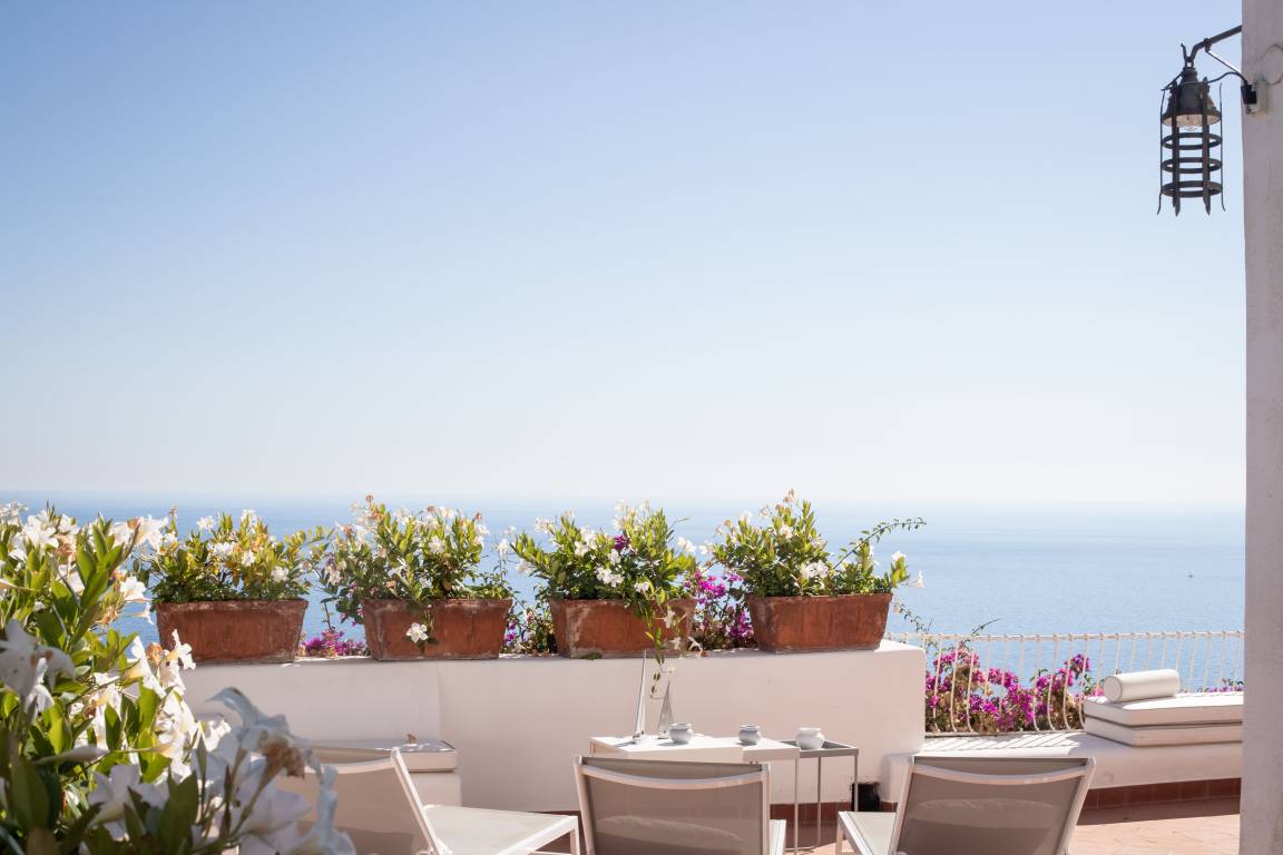 Villa Le Tuie by Elite Villas