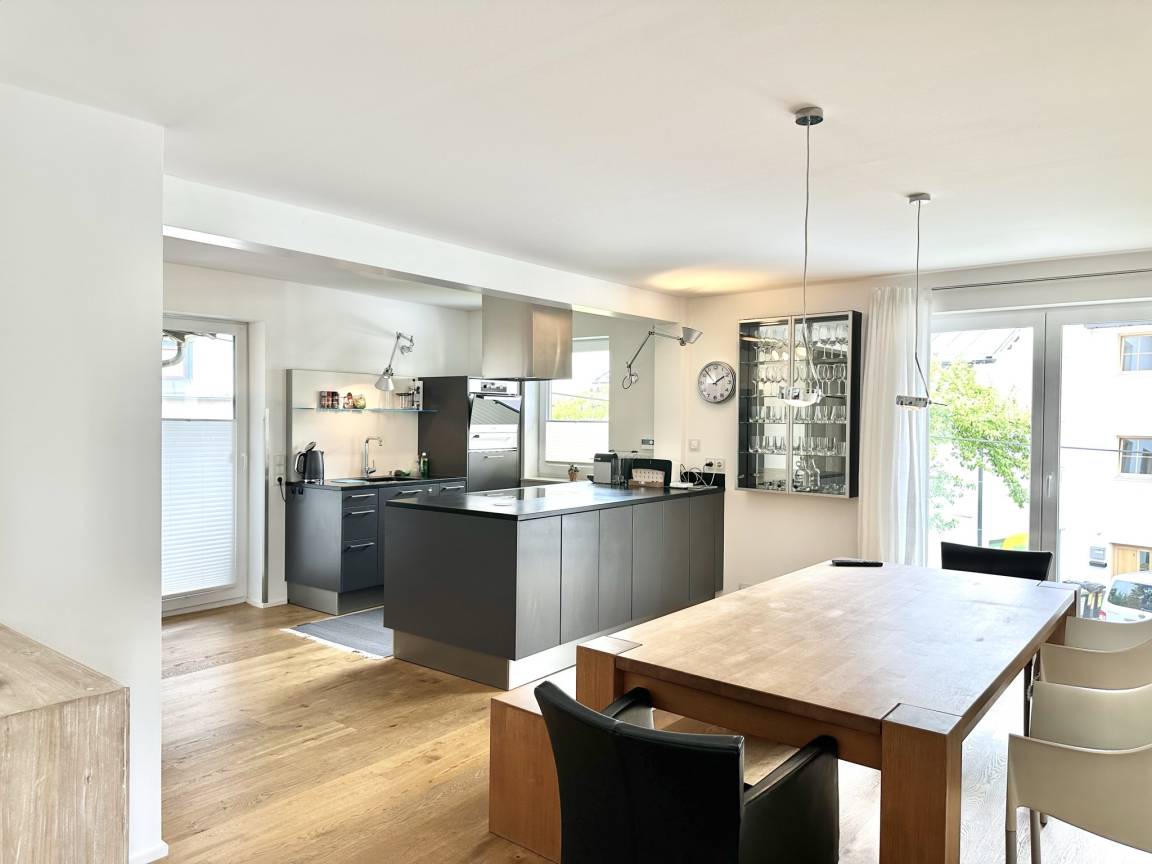 90 M² Apartment ∙ 2 Bedrooms ∙ 6 Guests - Zell am See