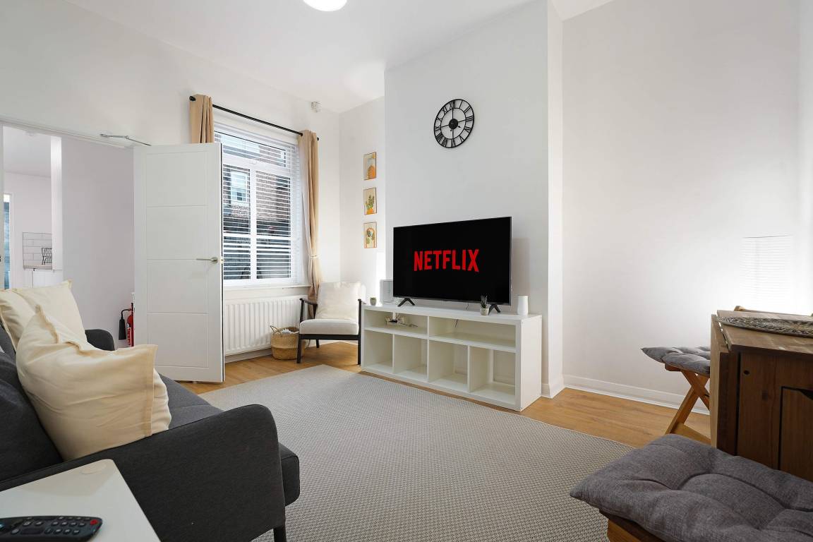 Apartment ∙ 4 Bedrooms ∙ 6 Guests - Stockton-on-Tees