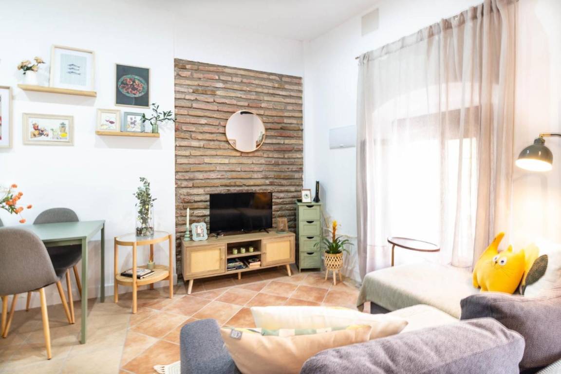96 M² Apartment ∙ 2 Bedrooms ∙ 4 Guests - Lanjarón
