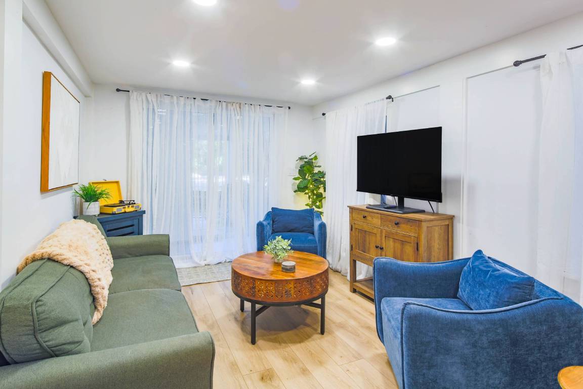 90 M² Condo ∙ 2 Bedrooms ∙ 4 Guests - Folly Beach, SC