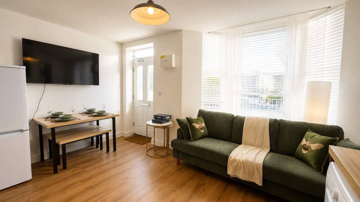 Apartment ∙ 2 Bedrooms ∙ 4 Guests - Cotswolds
