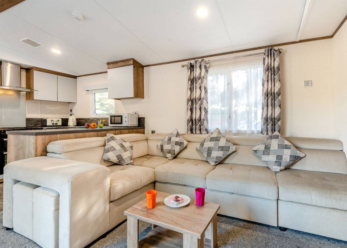 Caravan ∙ 3 Bedrooms ∙ 8 Guests - Isle of Wight