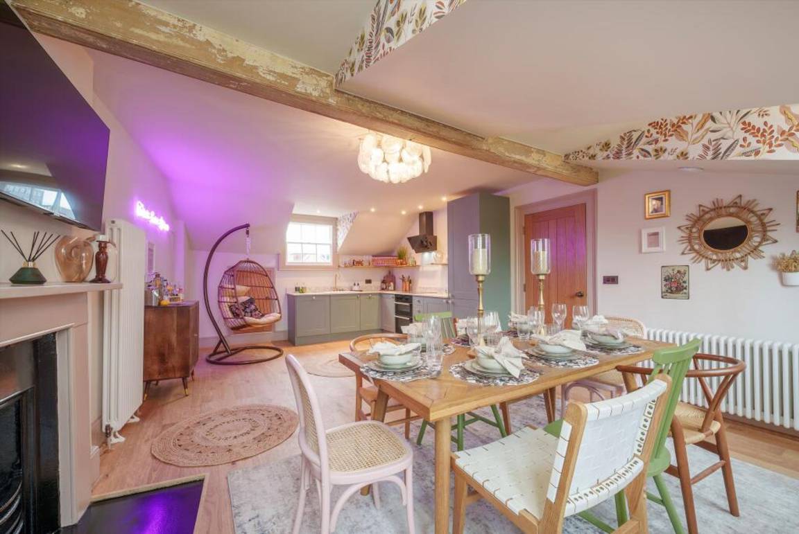 Apartamento ∙ 2 Habitaciones ∙ 6 Huéspedes - Brístol