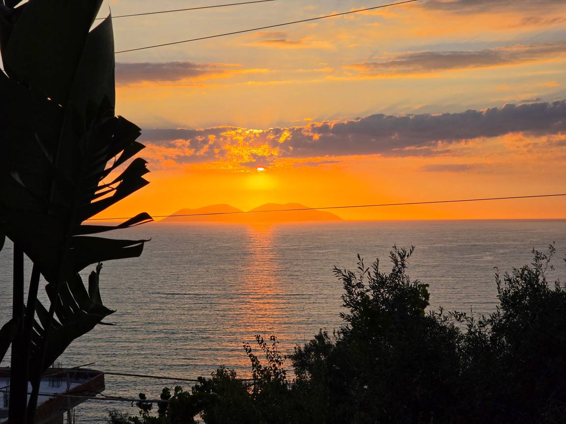 265 M² Villa ∙ 4 Bedrooms ∙ 11 Guests -