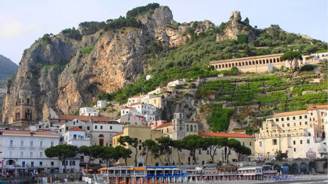 Ametista, Luxury Apartment in Amalfi close to the beach, stunning views