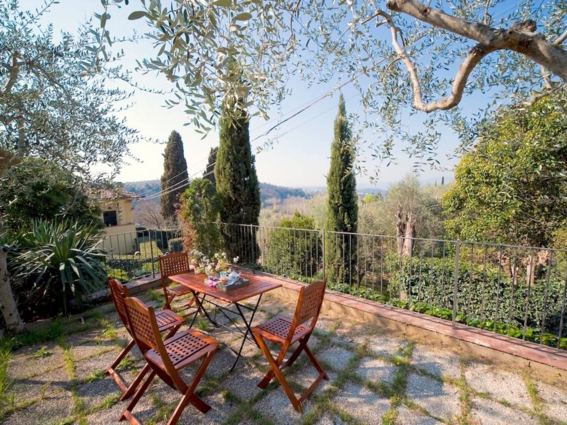 45 M² Huoneisto ∙ 2 Makuuhuonetta ∙ 4 Vierasta - Poggibonsi