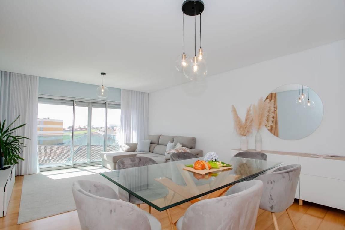 100 M² Appartamento Vacanza ∙ 1 Camera Da Letto ∙ 3 Ospiti - Ponta Delgada