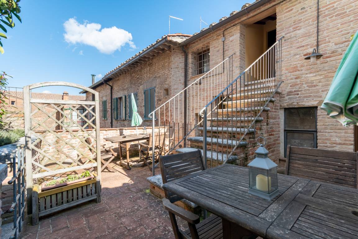 65 M² Apart Hotel ∙ 1 Slaapkamer ∙ 4 Gasten - Provincie Siena