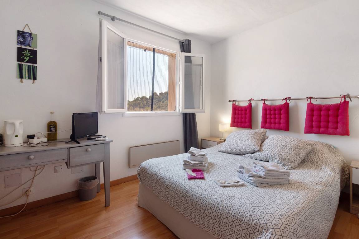 15 M² Chambre D'hôtes ∙ 1 Chambre ∙ 3 Personnes - Sospel