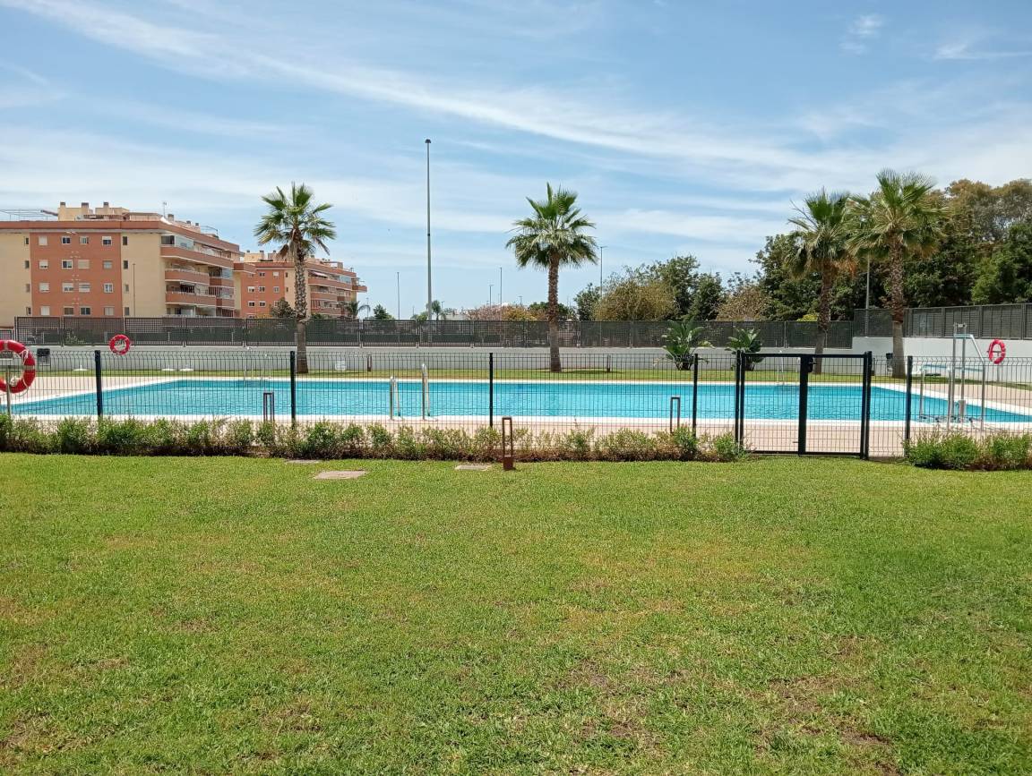 90 M² Apartamento ∙ 3 Habitaciones ∙ 6 Huéspedes - Algarrobo