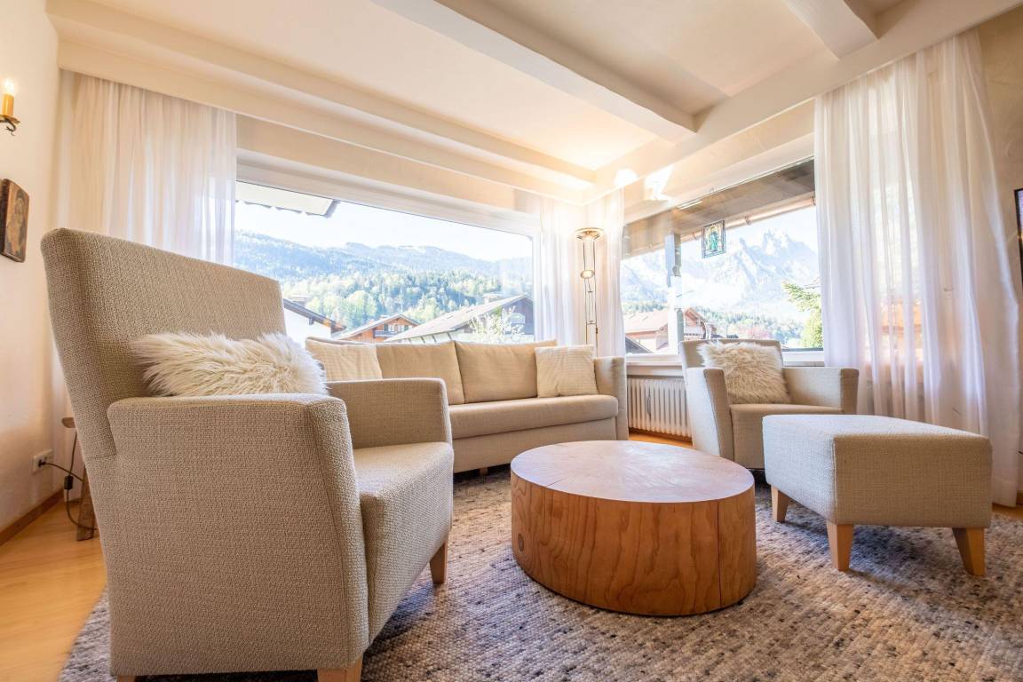 90 M² Apartment ∙ 2 Bedrooms ∙ 6 Guests - Grainau