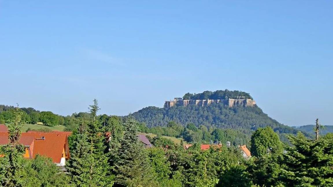 42 M² Ferienwohnung ∙ 1 Schlafzimmer ∙ 2 Gäste - Hohnstein