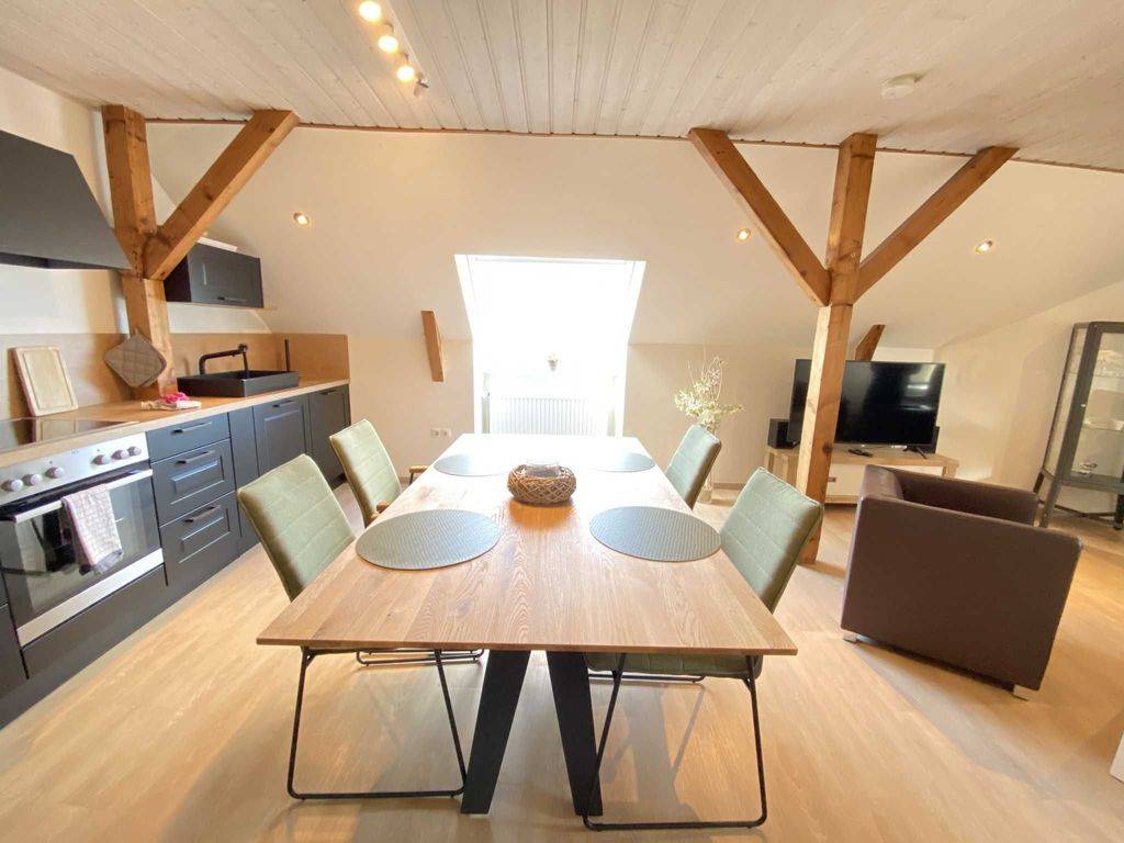 51 M² Apartamento ∙ 1 Habitación ∙ 4 Huéspedes - Leer