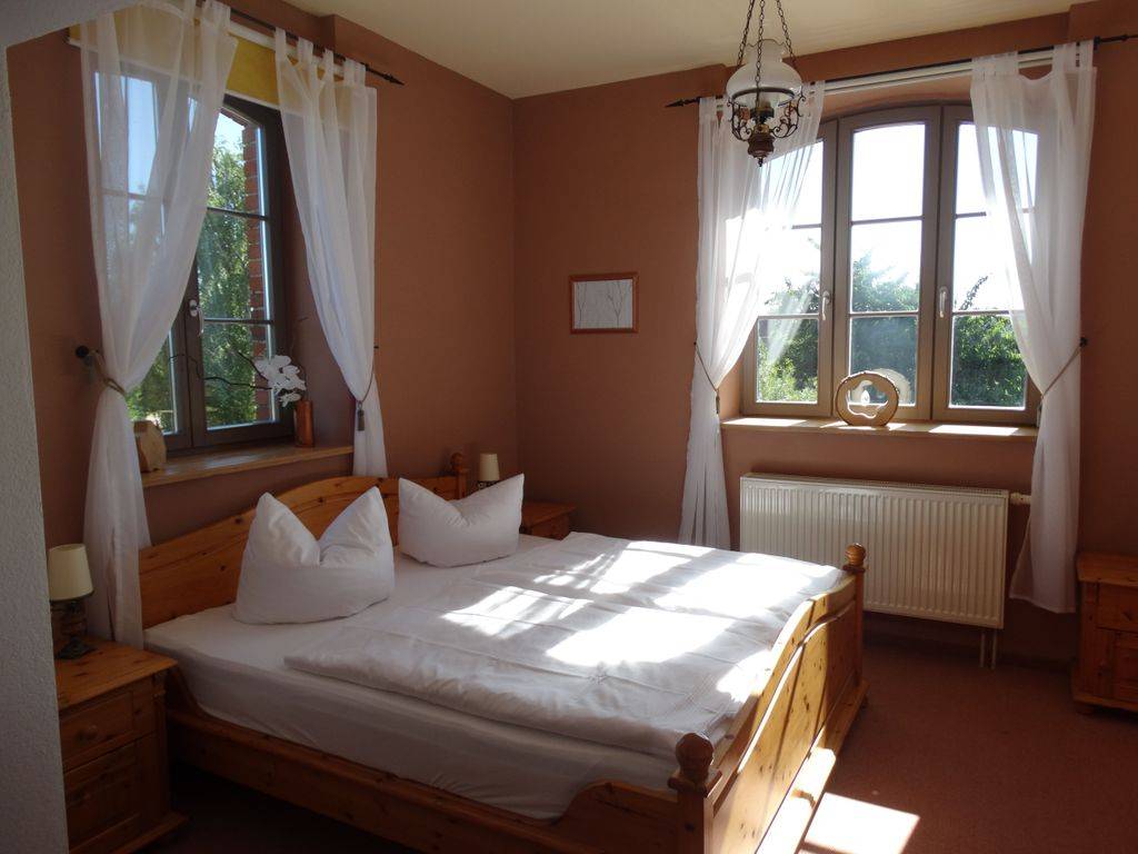 Hotel ∙ 3 Guests - Röbel