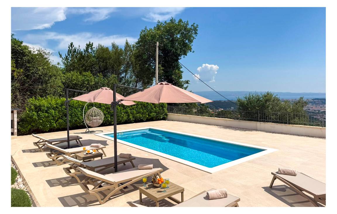 350 M² Casa ∙ 4 Quartos ∙ 10 Hóspedes - Split