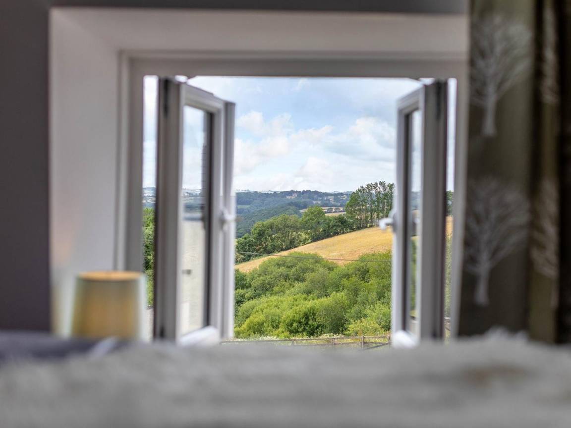 Cottage ∙ 3 Bedrooms ∙ 5 Guests - South Molton