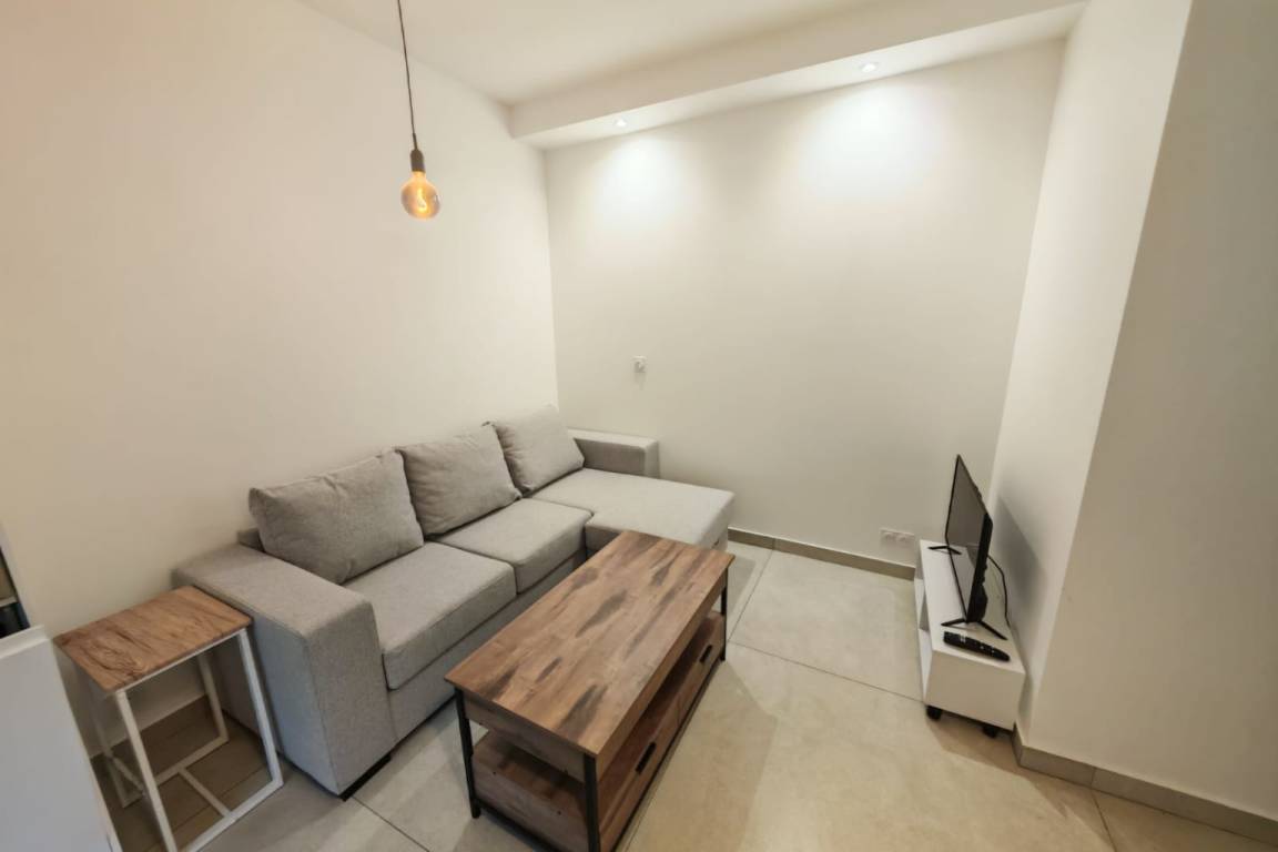 40 M² Lägenhet ∙ 2 Sovrum ∙ 4 Gäster - Nice