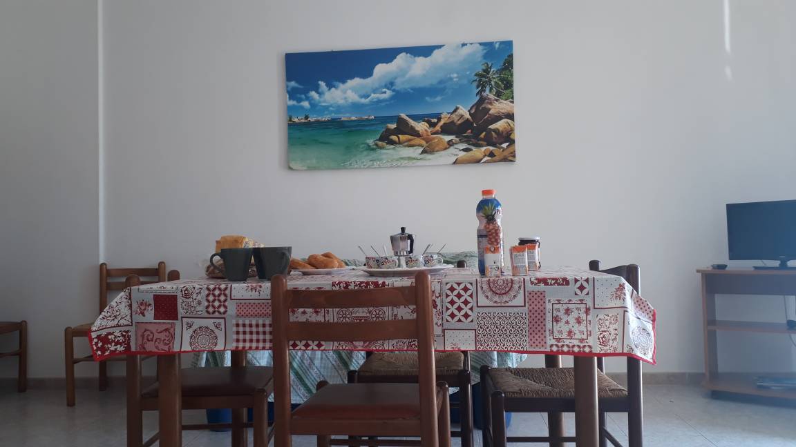 90 M² Apartamento ∙ 3 Habitaciones ∙ 6 Huéspedes - Torre dell'Orso
