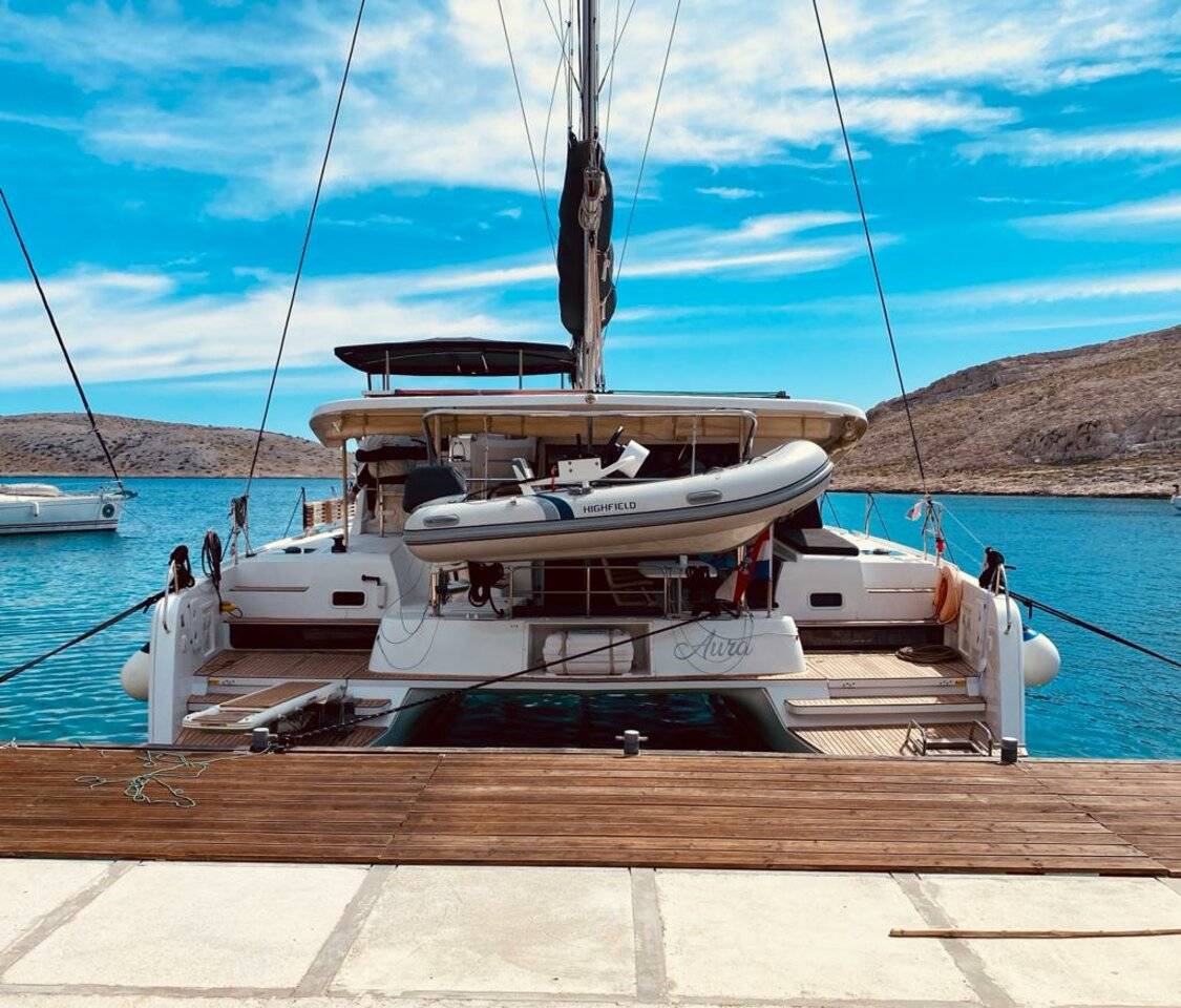 13 M² Casa Flotante ∙ 3 Habitaciones ∙ 6 Huéspedes - Split