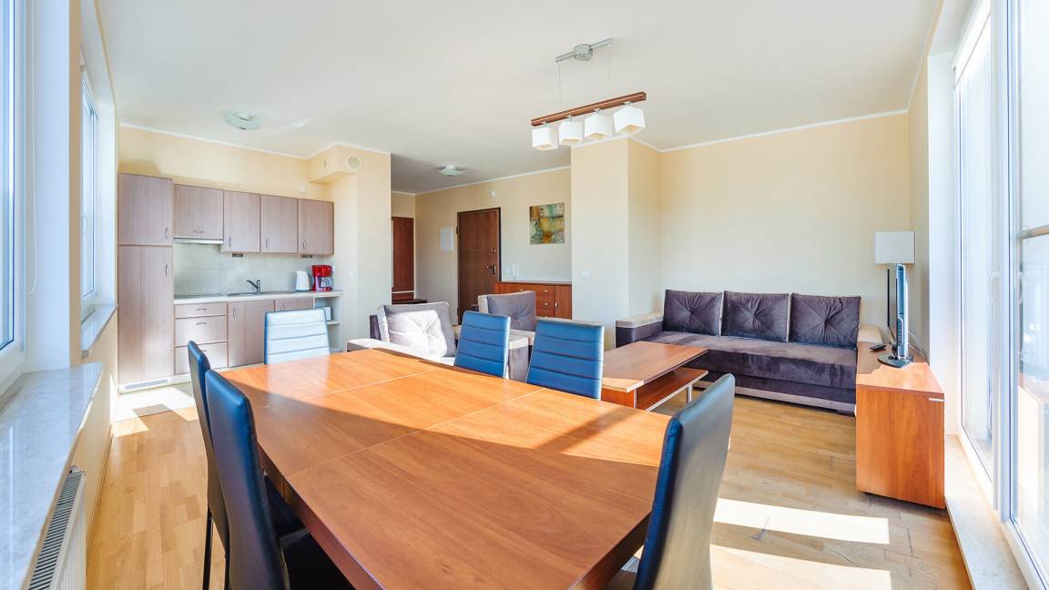 70 m² Ferienwohnung ∙ 2 Schlafzimmer ∙ 6 Gäste – Bild 2
