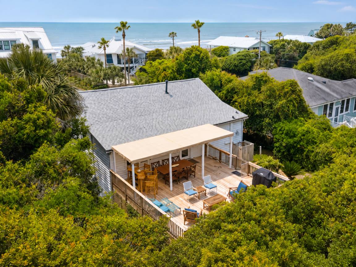 House ∙ 4 Bedrooms ∙ 8 Guests - Folly Beach, SC