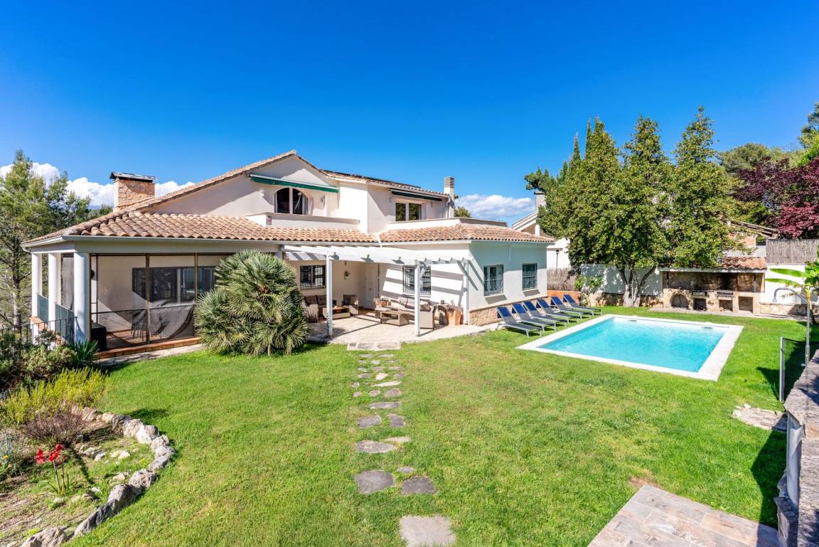 Villa ∙ 6 Habitaciones ∙ 15 Huéspedes - Sitges