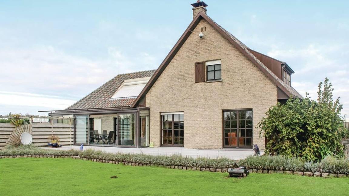 240 M² Ferienhaus ∙ 4 Schlafzimmer ∙ 9 Gäste - Breskens
