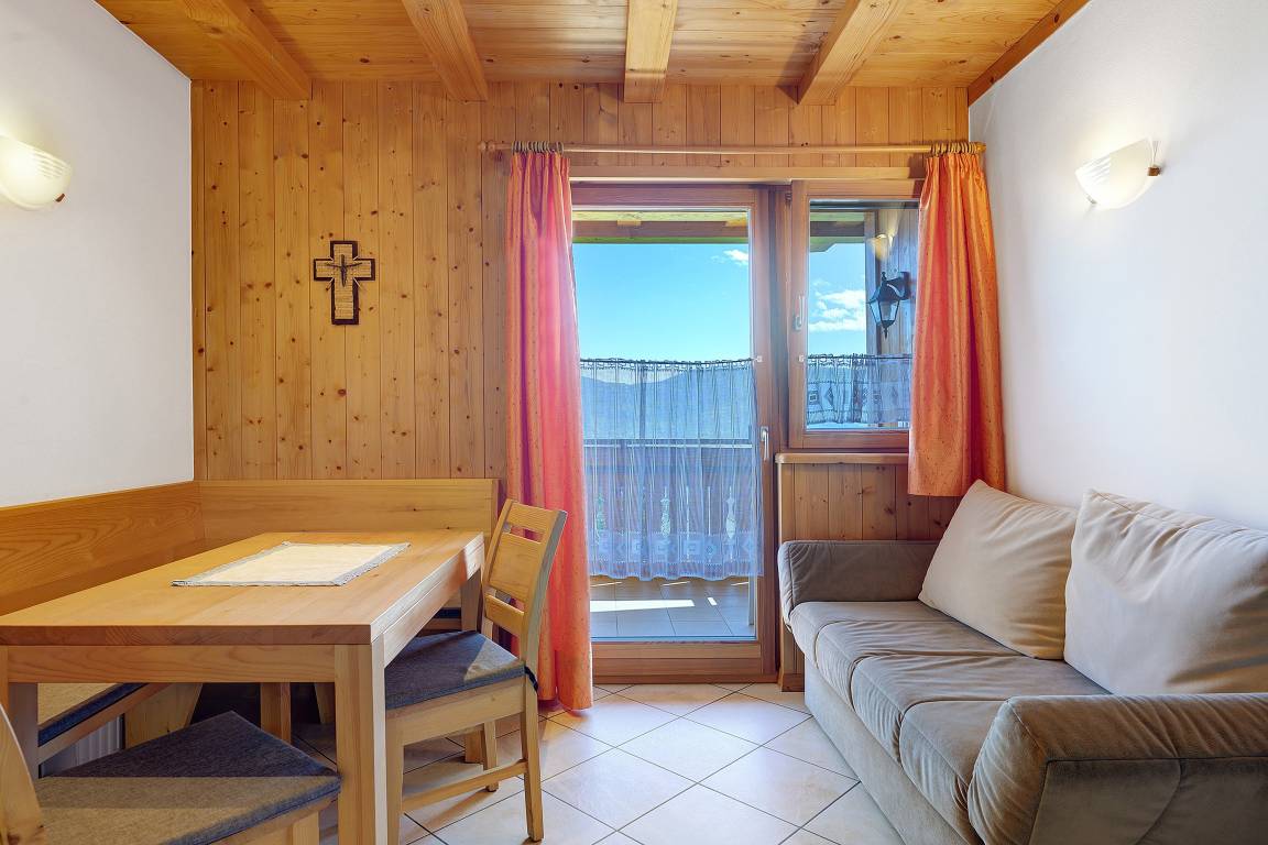 25 M² Appartamento Vacanza ∙ 1 Camera Da Letto ∙ 2 Ospiti - Lana