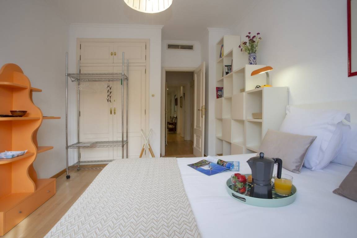 65 M² Appartement ∙ 2 Slaapkamers ∙ 3 Gasten - Valencia