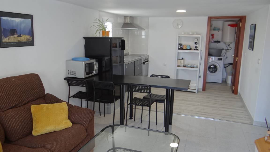 45 M² Apartamento ∙ 2 Habitaciones ∙ 4 Huéspedes - Muros