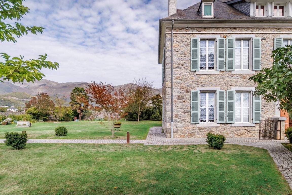 50 M² Appartement ∙ 2 Chambres ∙ 4 Personnes - Argelès-Gazost